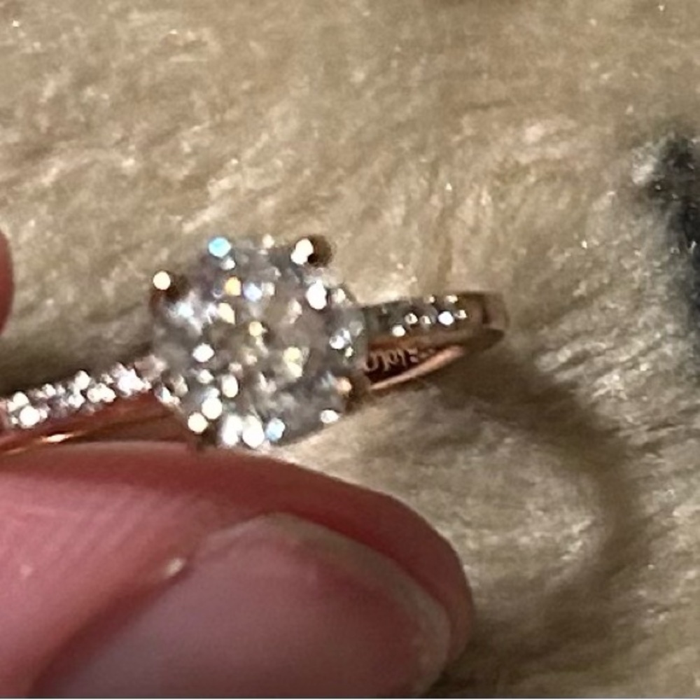 Vermeil Yellow Gold Over Sterling Silver Moissanite ring size8 hallmark Djoy 925